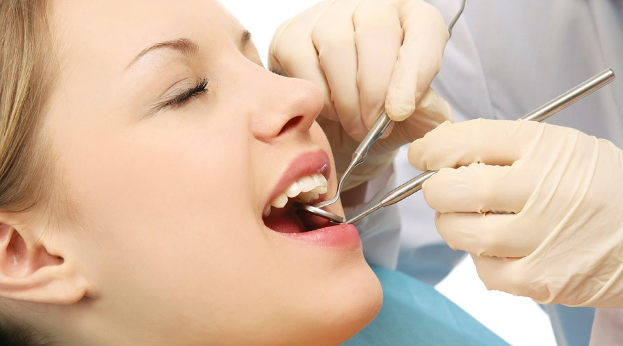 Công nghệ lấy cao răng siêu âm tại DC Dentist – Sạch mảng bám, sáng nụ cười